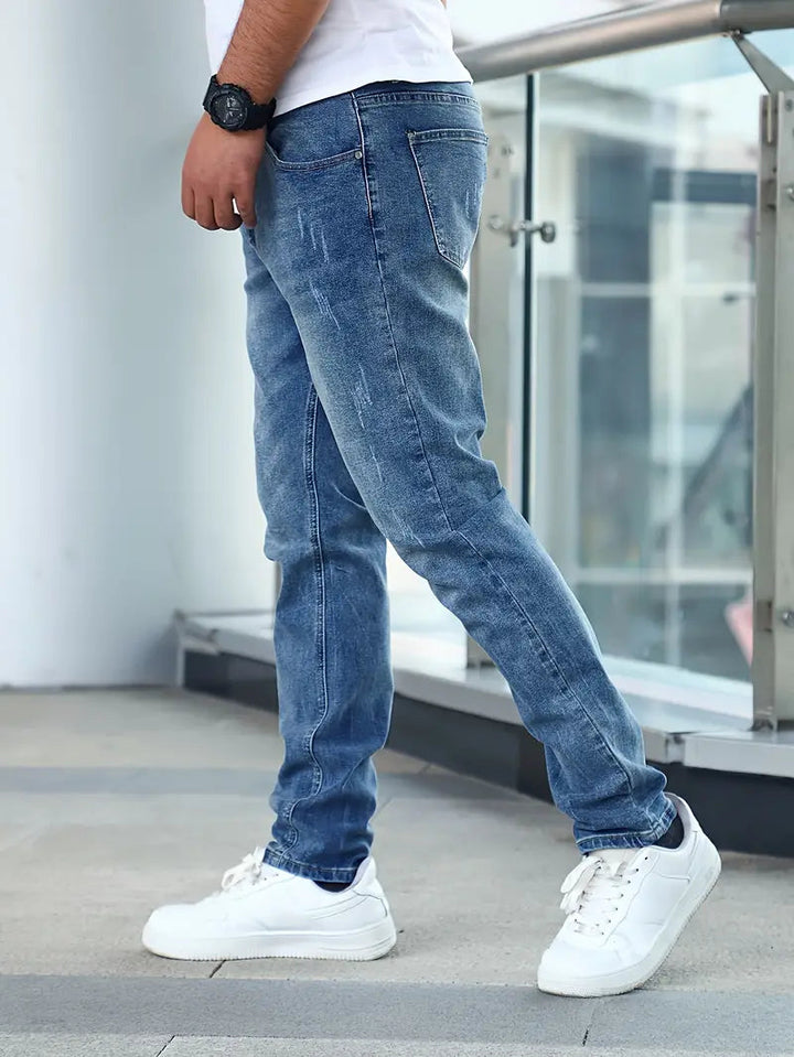 Modern Men Trousers with a Straight Fit