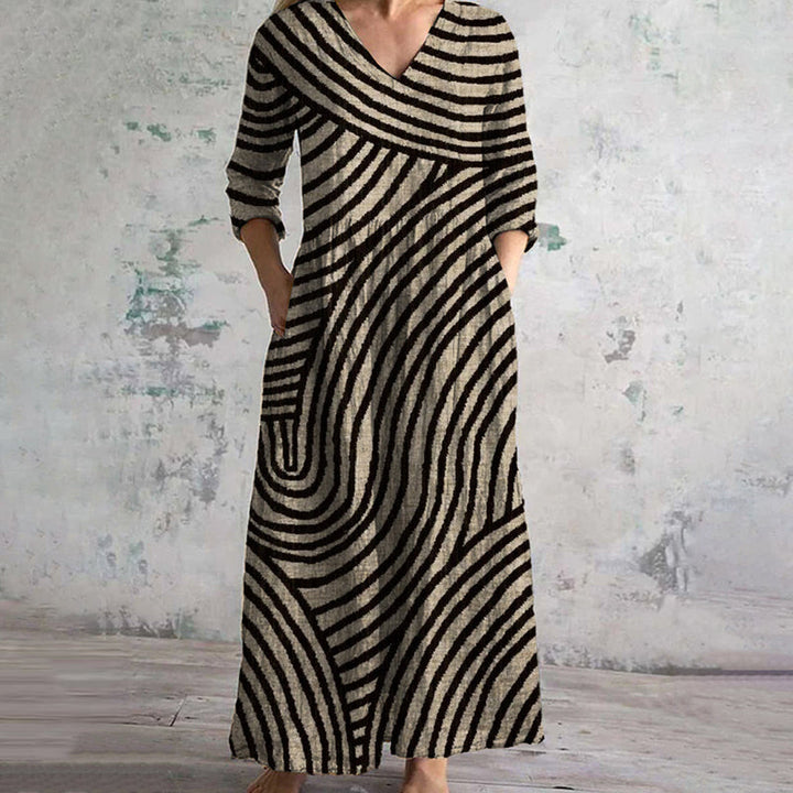 Vintage Striped Maxi Dress with Flowing Silhouette