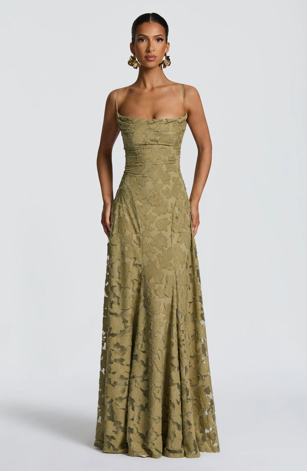 Elegant Maxi Dress with Thin Straps and Open Back