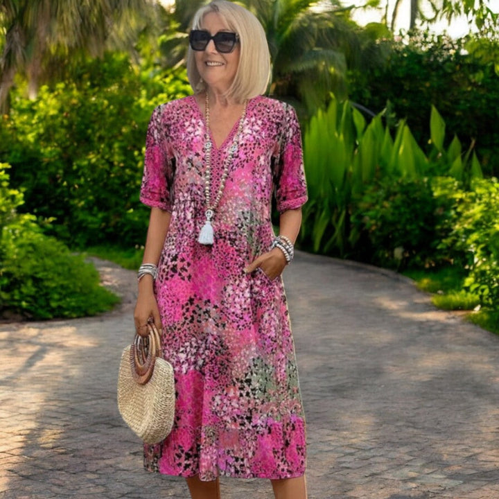 Relaxed Printed Dress with Short Sleeve Fit