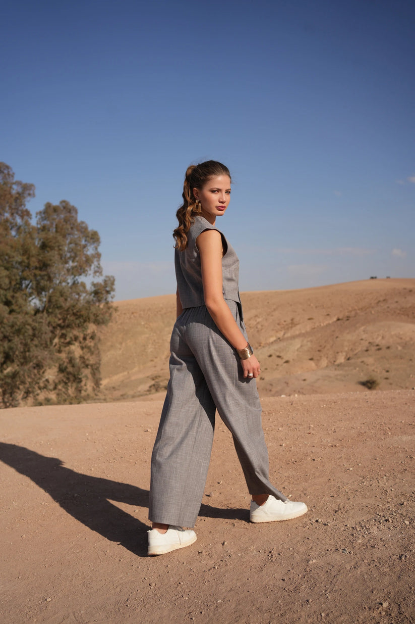 Wide Leg Trousers with Modern Relaxed Silhouette
