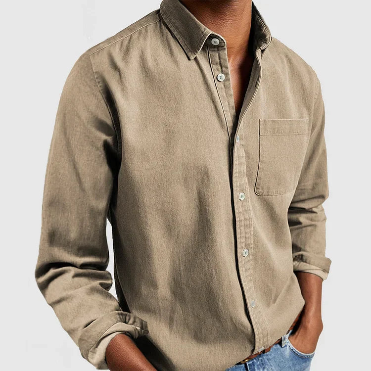 Smart Men Shirt with a Refined Casual Appearance